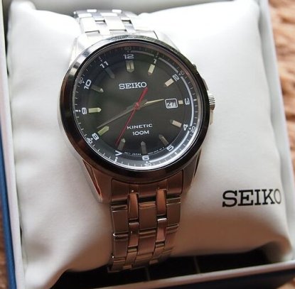Seiko精工SKA659人动电能石英不锈钢腕表 男士款